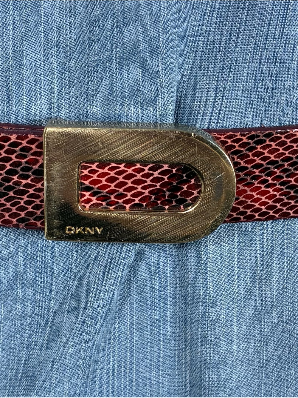 DKNY Womens belt Sz M Italian calfskin red snake print gold logo buckle